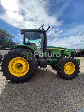 TRATOR JOHN DEERE 7200J ANO 2018