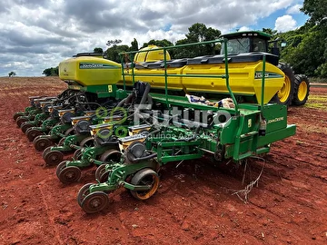 PLANTADEIRA JOHN DEERE 2134 ANO 2017