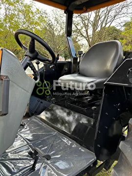 TRATOR VALTRA A 750 ANO 2012