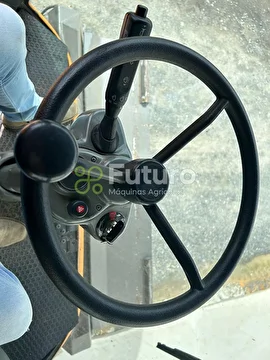 COLHEITADEIRA VALTRA BC 4500 ANO 2014