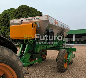 DISTRIBUIDOR STARA HERCULES 10.000 INOX ANO 2020