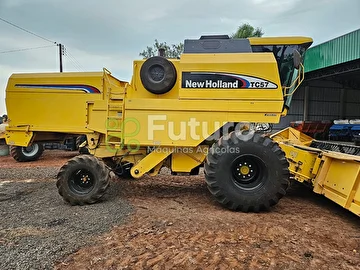 COLHEITADEIRA NEW HOLLAND TC 57 ANO 2006