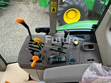 TRATOR JOHN DEERE 6125J ANO 2024