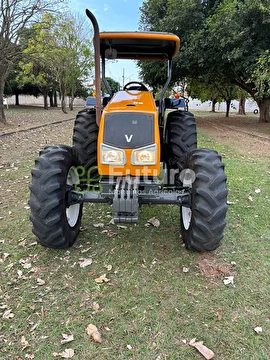 TRATOR VALTRA A 750 ANO 2012