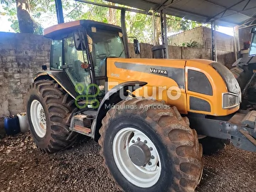 TRATOR VALTRA BH 180 ANO 2013