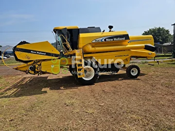 COLHEITADEIRA NEW HOLLAND TC 57 ANO 2007