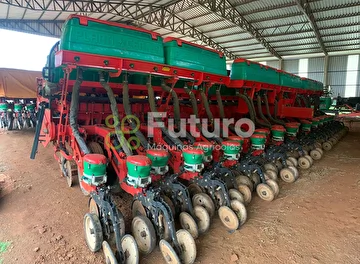 PLANTADEIRA PLANTICENTER BIG FARM ANO 2018
