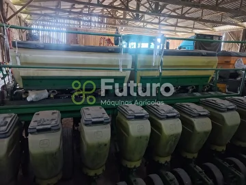 PLANTADEIRA JOHN DEERE 1109 ANO 2010