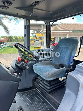 TRATOR NEW HOLLAND TM 7040 ANO 2012