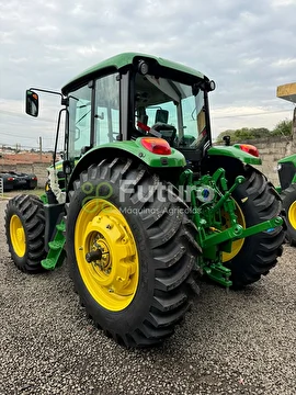 TRATOR JOHN DEERE 6125J ANO 2024