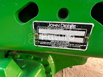 TRATOR JOHN DEERE 6165J ANO 2011