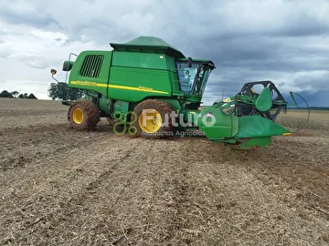 COLHEITADEIRA JOHN DEERE STS 9750 ANO 2005