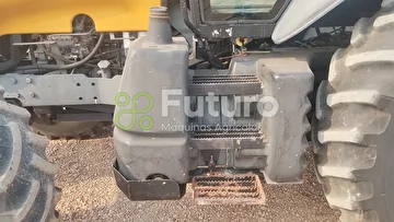 TRATOR VALTRA BT 210 ANO 2011