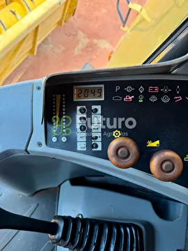 COLHEITADEIRA NEW HOLLAND TC 5090 ANO 2014