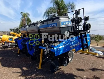 PLANTADEIRA NEW HOLLAND PL 6013 ANO 2023