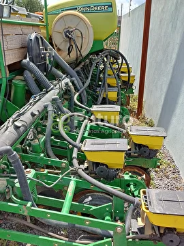 PLANTADEIRA JOHN DEERE 2117 ANO 2020