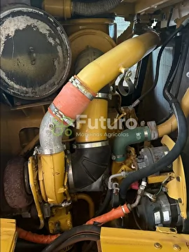 TRATOR DE ESTEIRA CATERPILLAR D8T ANO 2017