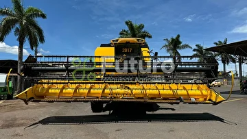 COLHEITADEIRA NEW HOLLAND TC 5090 ANO 2017