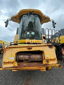 COLHEITADEIRA NEW HOLLAND CR 9060 ANO 2012