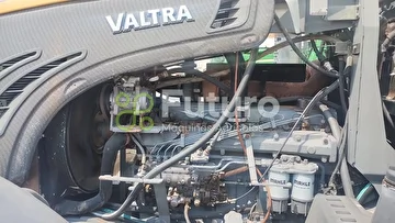 TRATOR VALTRA BT 210 ANO 2011