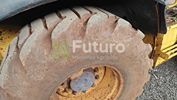RETROESCAVADEIRA VOLVO BL 70B ANO 2012