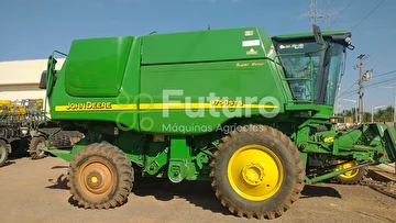 COLHEITADEIRA JOHN DEERE STS 9750 ANO 2009