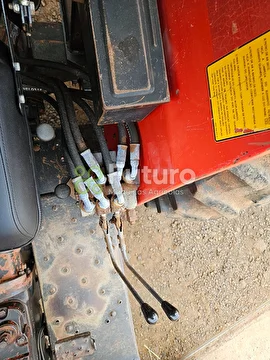 TRATOR MASSEY FERGUSON 283 ADVANCED ANO 2001