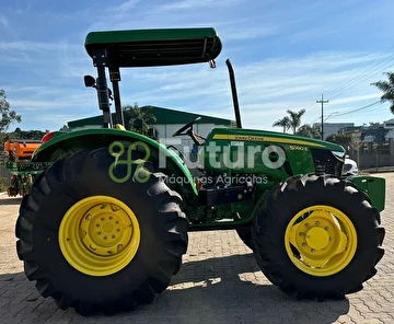 TRATOR JOHN DEERE 5080E ANO 2023