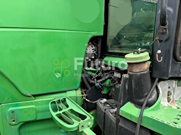 **TRATOR JOHN DEERE 8335R ANO 2012