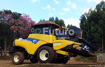 COLHEITADEIRA NEW HOLLAND CR 9060 ANO 2011