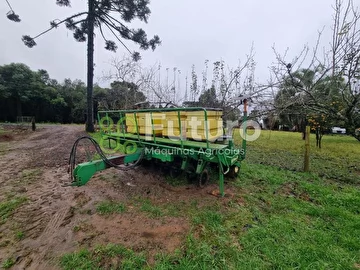 PLANTADEIRA JOHN DEERE 907 ANO 2008