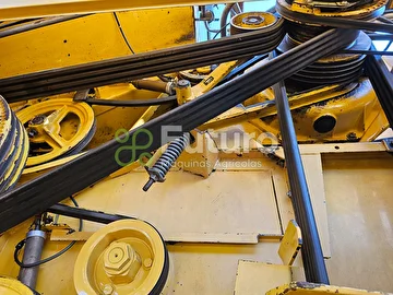 COLHEITADEIRA NEW HOLLAND TC 57 ANO 2007