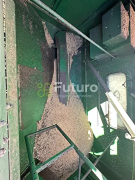 COLHEITADEIRA JOHN DEERE 1450 ANO 2003