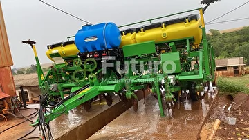 PLANTADEIRA JOHN DEERE 1111 ANO 2013
