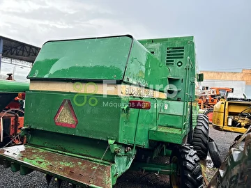 COLHEITADEIRA JOHN DEERE 1185 ANO 2001