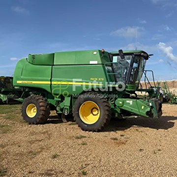 COLHEITADEIRA JOHN DEERE 9670 ANO 2012