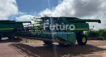 COLHEITADEIRA JOHN DEERE STS 9770 ANO 2013