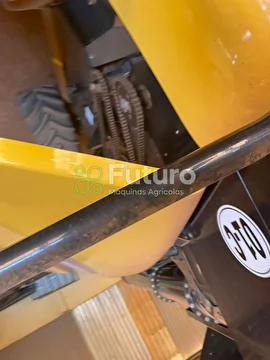 COLHEITADEIRA NEW HOLLAND CR 9080 ANO 2012