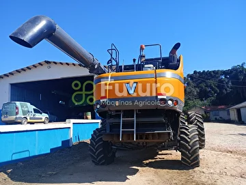 COLHEITADEIRA VALTRA BC 8800 ANO 2015