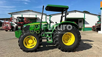 TRATOR JOHN DEERE 5080E ANO 2023