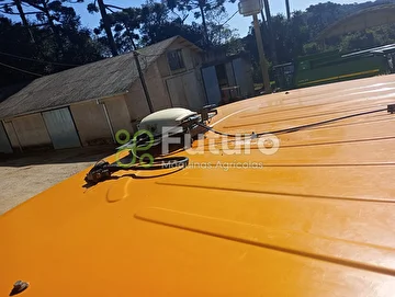 COLHEITADEIRA VALTRA BC 8800 ANO 2015