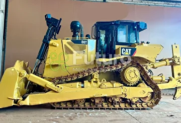 TRATOR DE ESTEIRA CATERPILLAR D8T ANO 2017