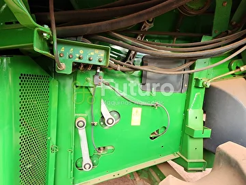 COLHEITADEIRA JOHN DEERE 9770 ANO 2013