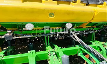 PLANTADEIRA JOHN DEERE 2126 CCS ANO 2018