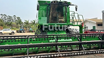 COLHEITADEIRA JOHN DEERE 1570 ANO 2012