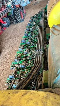 PLANTADEIRA JOHN DEERE DB 74 ANO 2013
