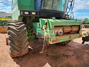 COLHEITADEIRA JOHN DEERE 1550 ANO 2004