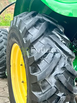 TRATOR JOHN DEERE 5078 E ANO 2015
