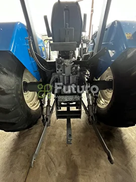 TRATOR NEW HOLLAND TL 100 ANO 2001