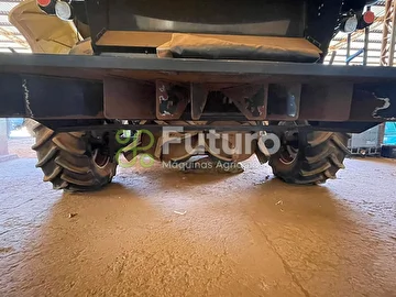 COLHEITADEIRA NEW HOLLAND CR 9080 ANO 2012